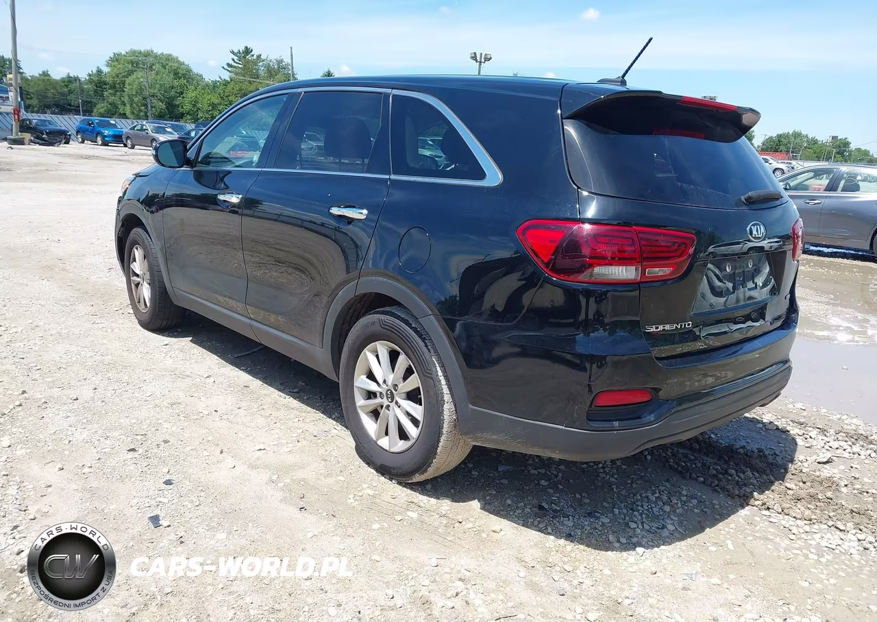 2019 Kia Sorento 2.4L L VIN:5XYPG4A30KG578073 - 3