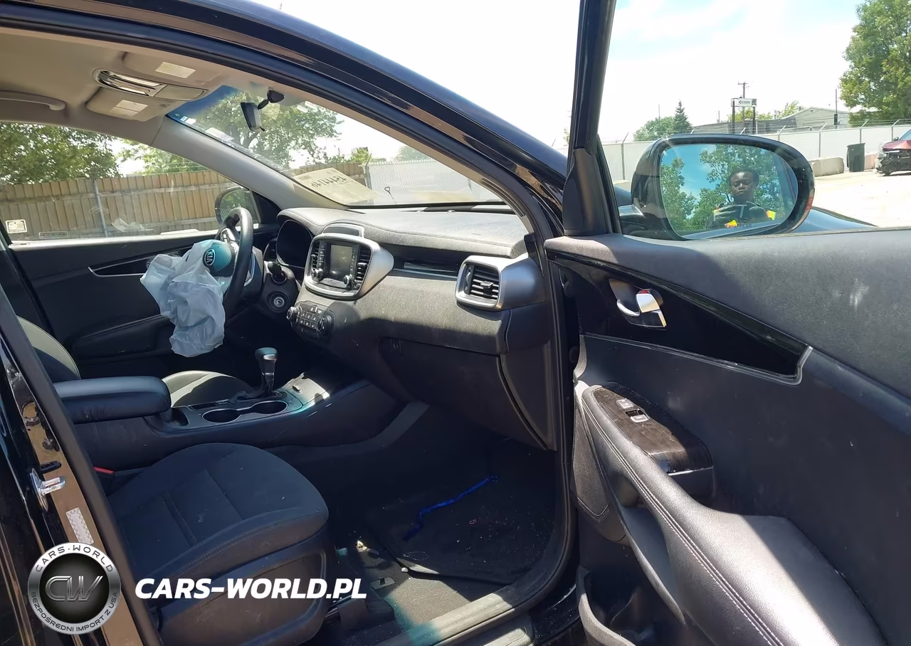 2019 Kia Sorento 2.4L L VIN:5XYPG4A30KG578073 - 5