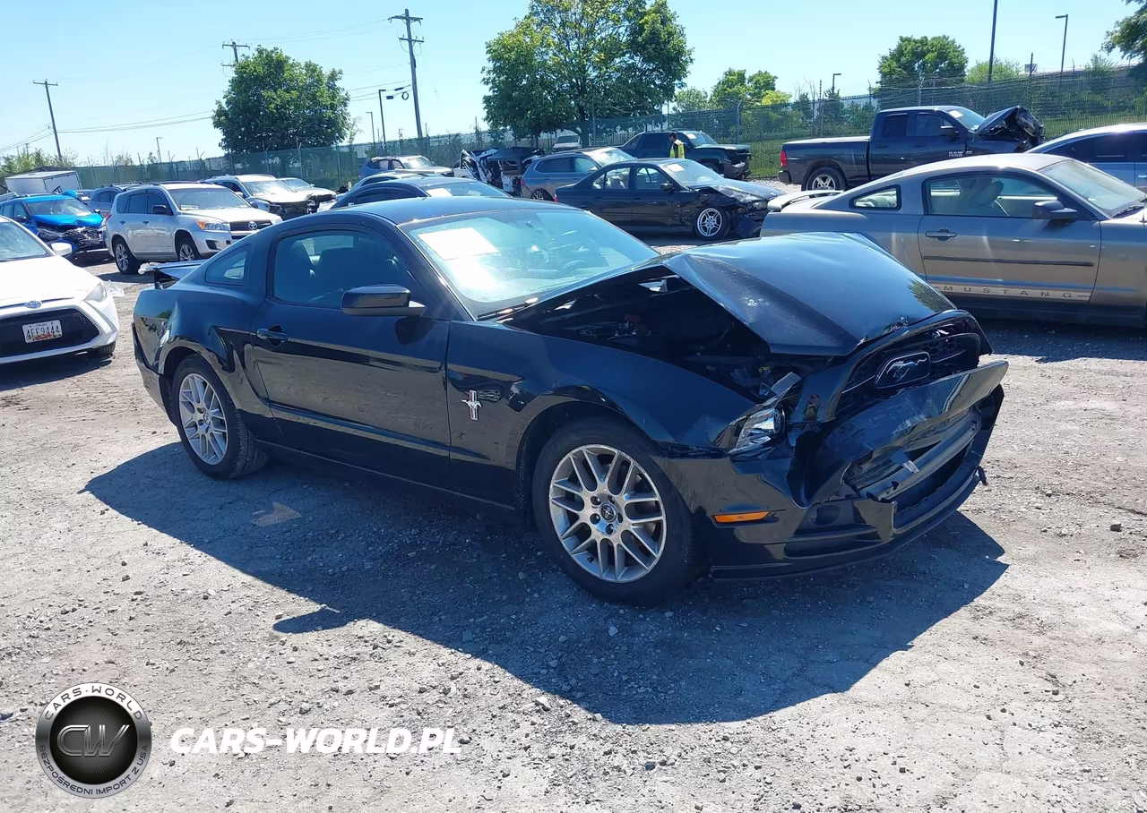 2014 Ford Mustang V6