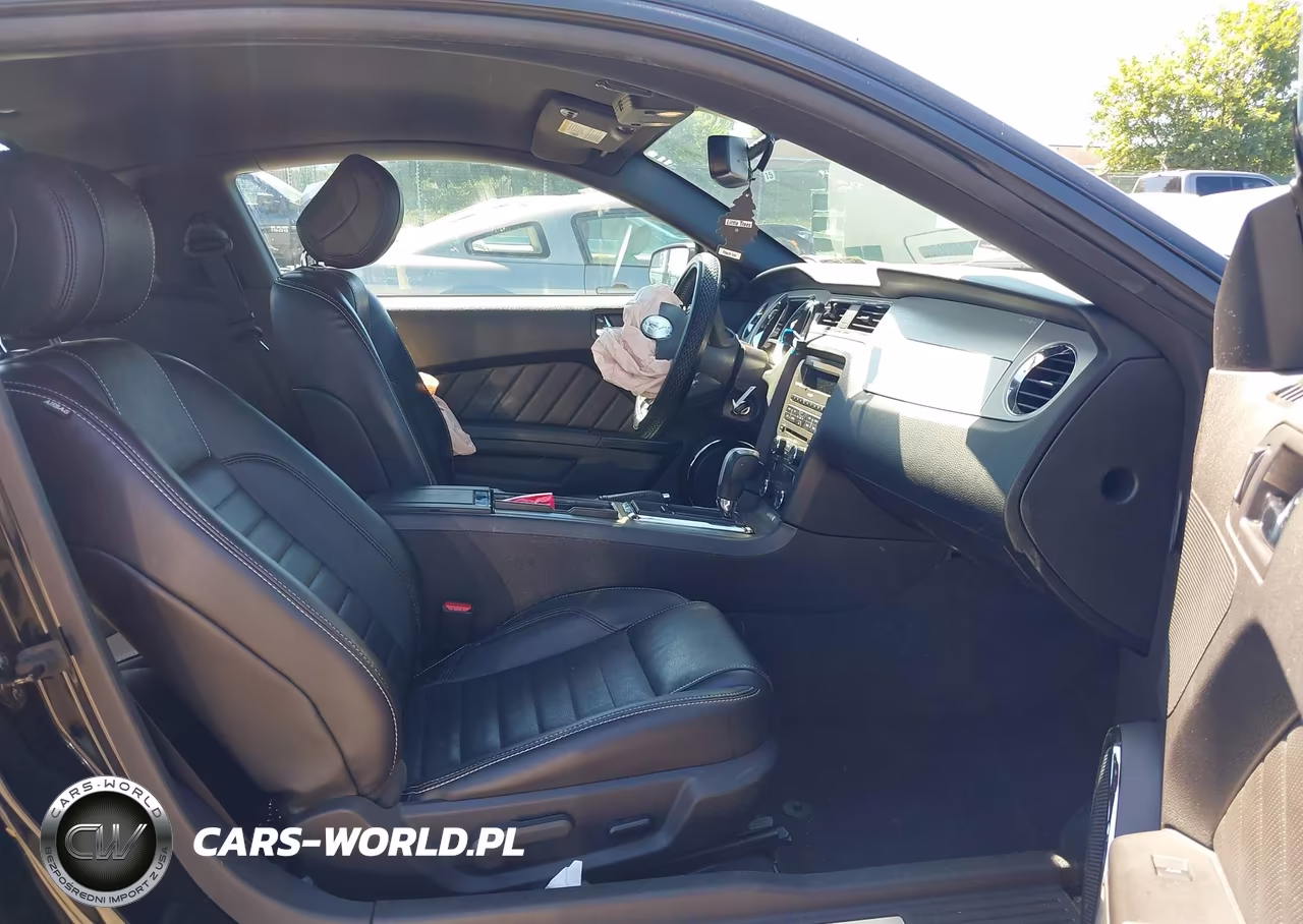 2014 Ford Mustang V6 VIN:1ZVBP8AM9E5330750 - 5
