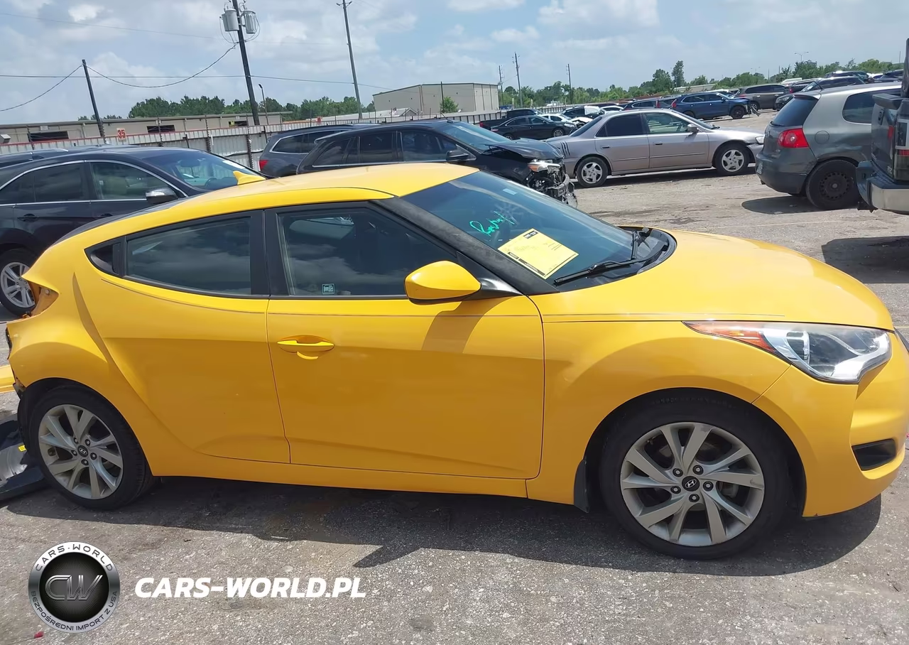 2016 Hyundai Veloster VIN:KMHTC6AD2GU282200 - 14