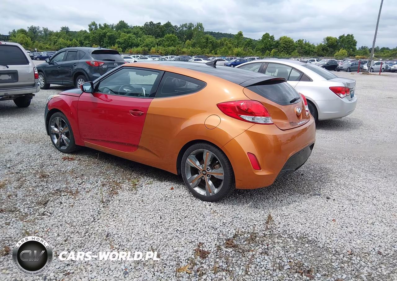 2016 Hyundai Veloster VIN:KMHTC6AD2GU297859 - 3