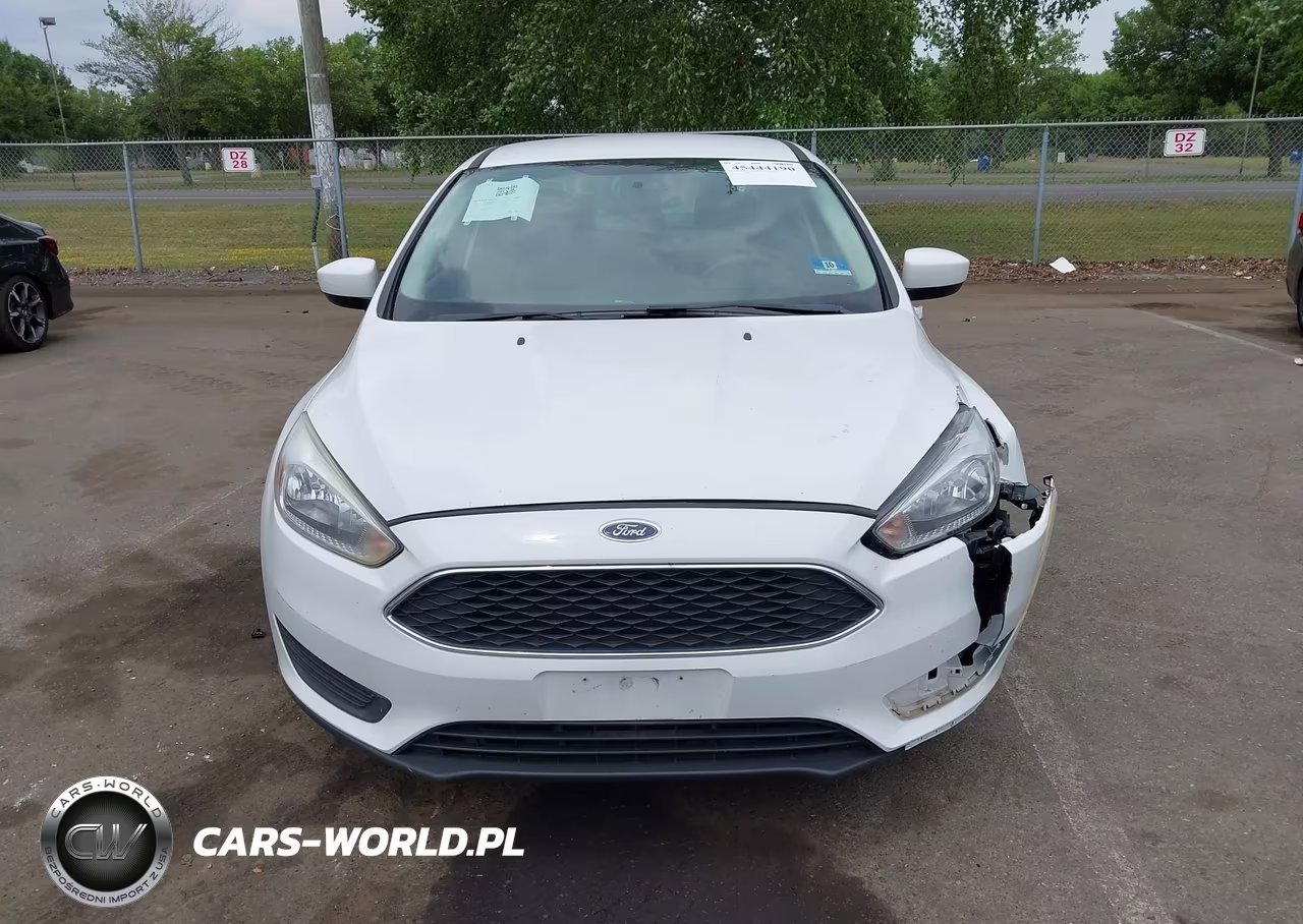 2018 Ford Focus Se VIN:1FADP3F27JL272249 - 12