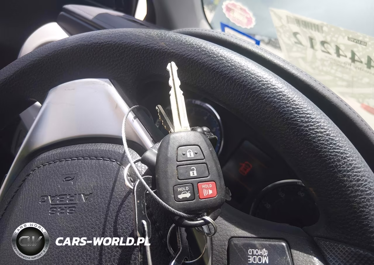 2017 Toyota Corolla Le VIN:5YFBURHE1HP606877 - 11