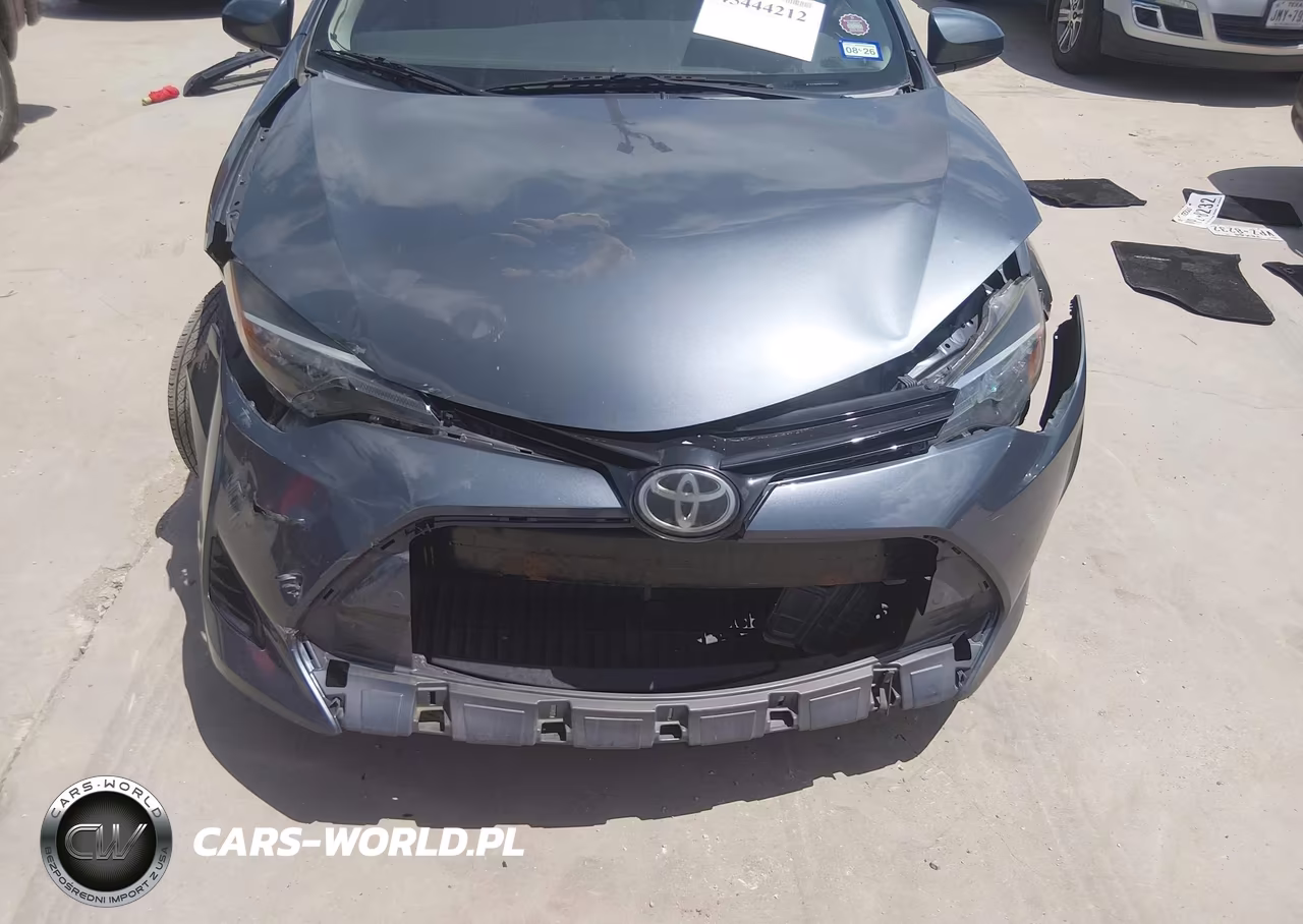 2017 Toyota Corolla Le VIN:5YFBURHE1HP606877 - 13