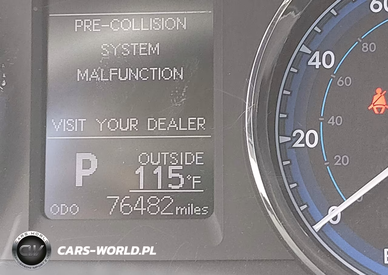 2017 Toyota Corolla Le VIN:5YFBURHE1HP606877 - 16