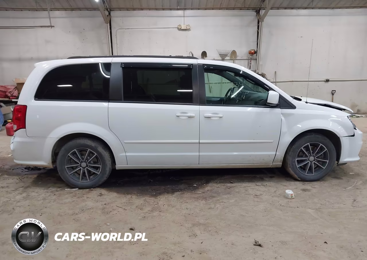 2017 Dodge Grand Caravan Gt VIN:2C4RDGEG6HR851943 - 13