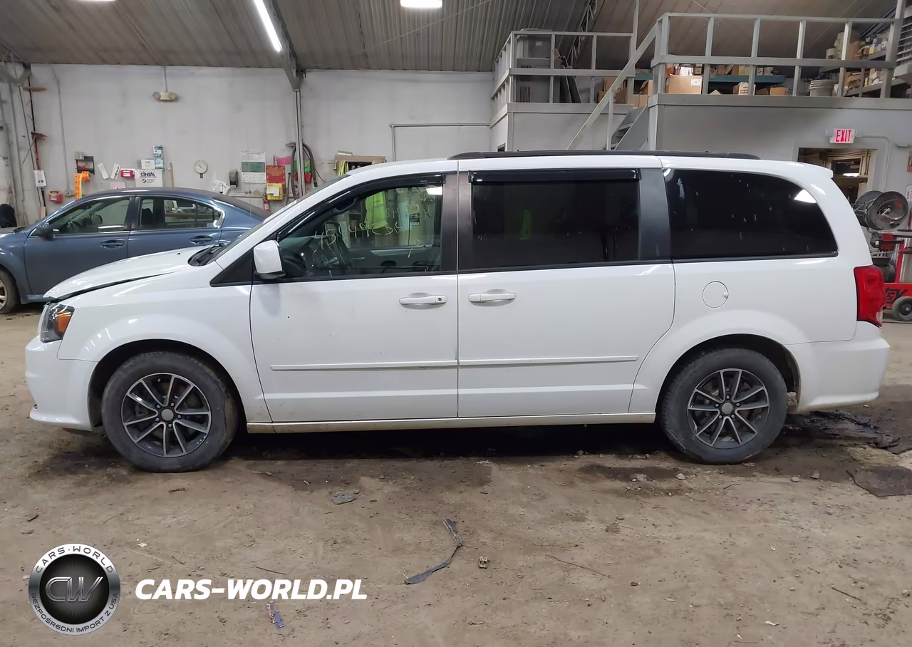 2017 Dodge Grand Caravan Gt VIN:2C4RDGEG6HR851943 - 14