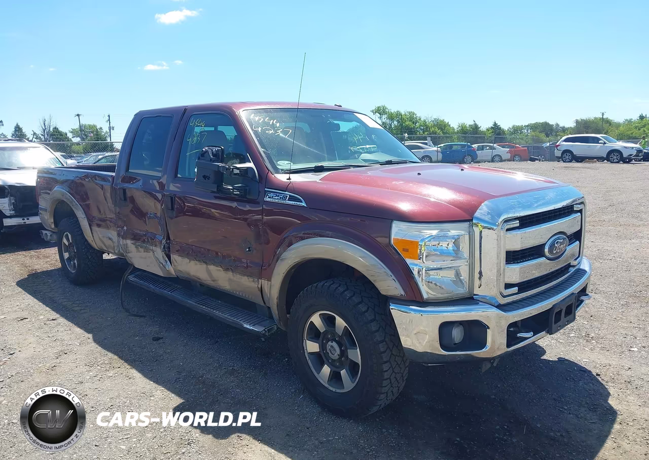 2011 Ford Super Duty F-250 Srw Lariat – zdjęcie 1 z 16
