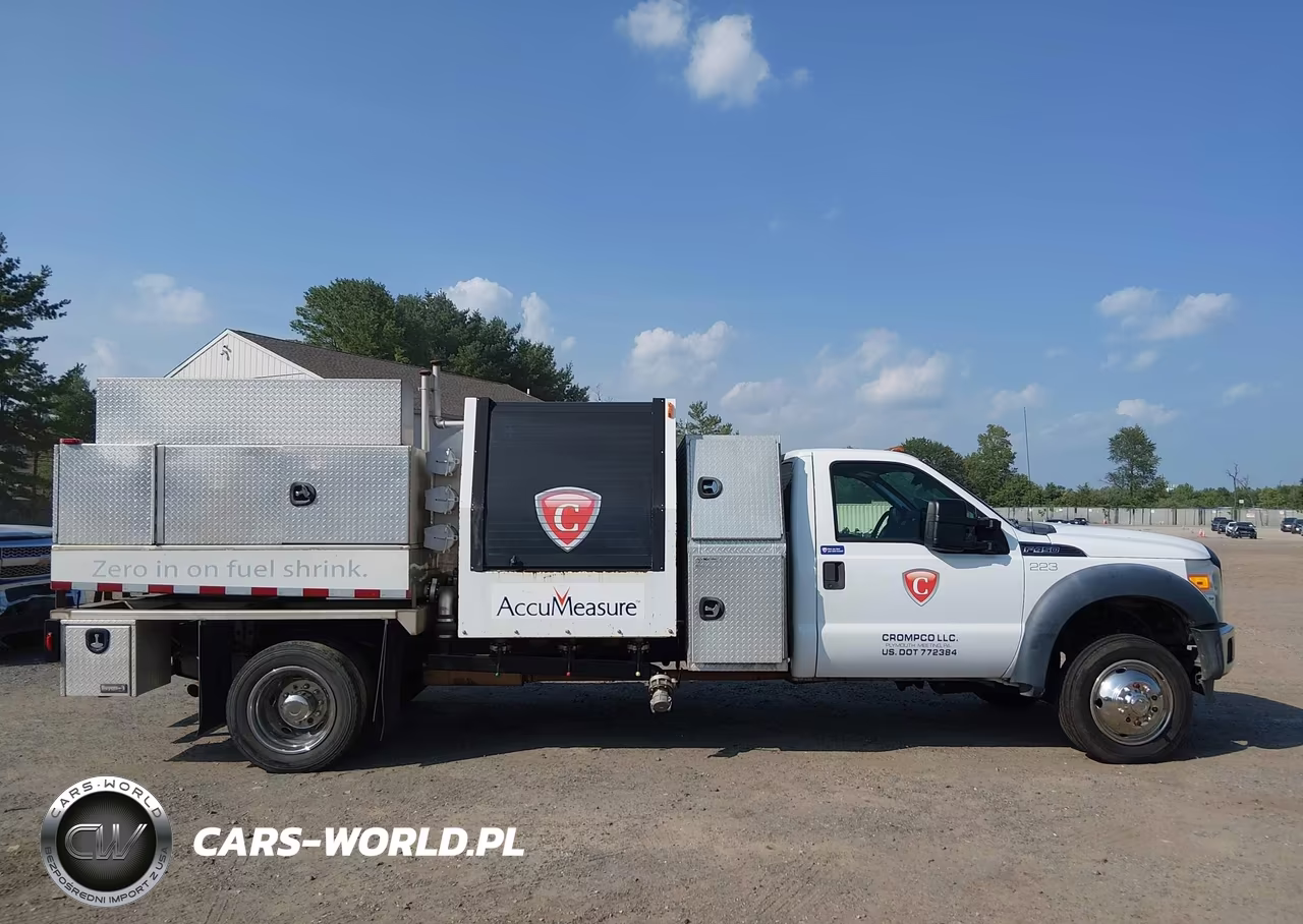2015 Ford F-450 Chassis Xl-Xlt VIN:1FDUF4GY4FED10193 - 13