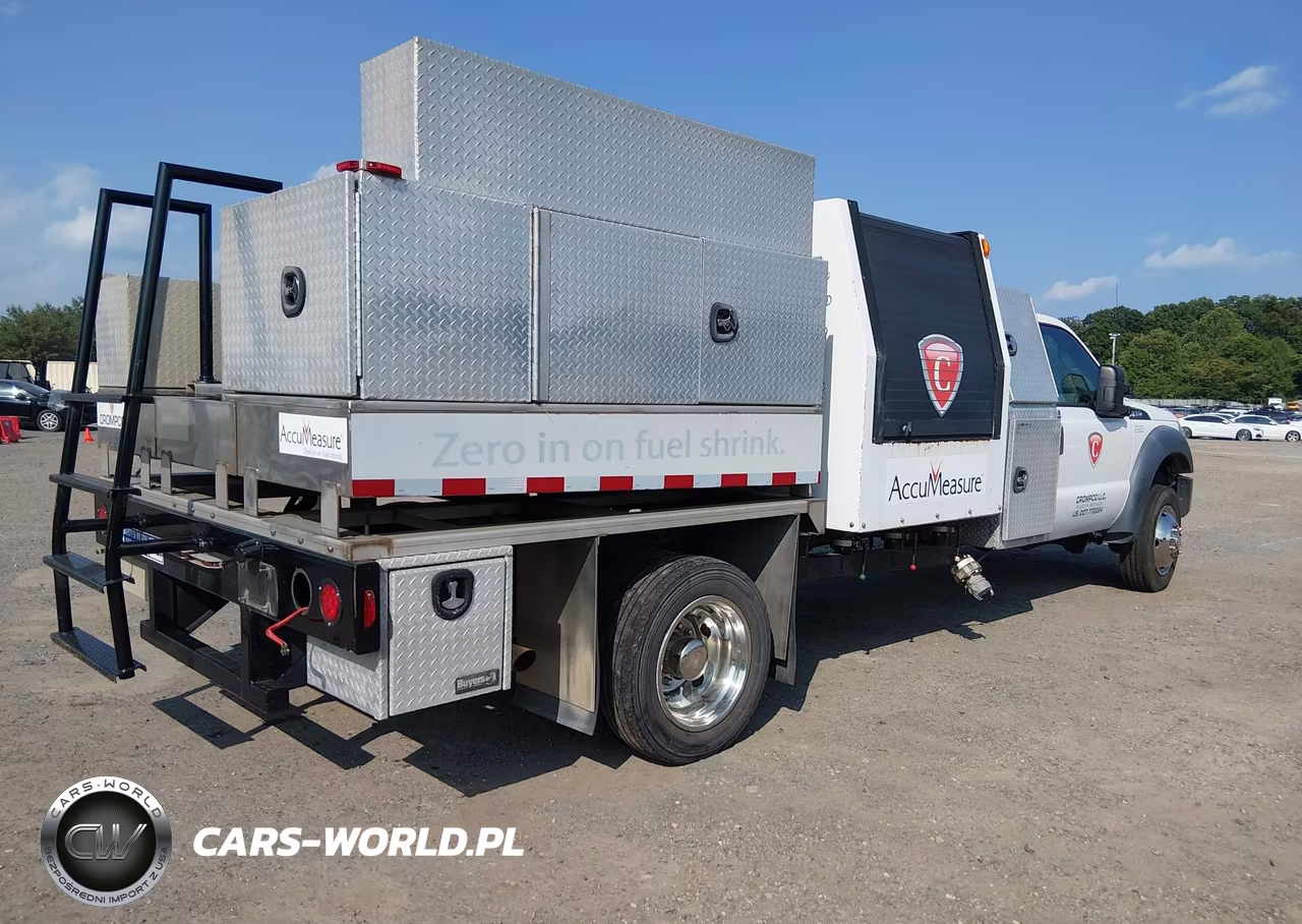 2015 Ford F-450 Chassis Xl-Xlt VIN:1FDUF4GY4FED10193 - 4
