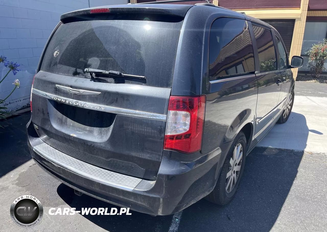 2013 Chrysler Town & Country Touring VIN:2C4RC1BG6DR690878 - 5
