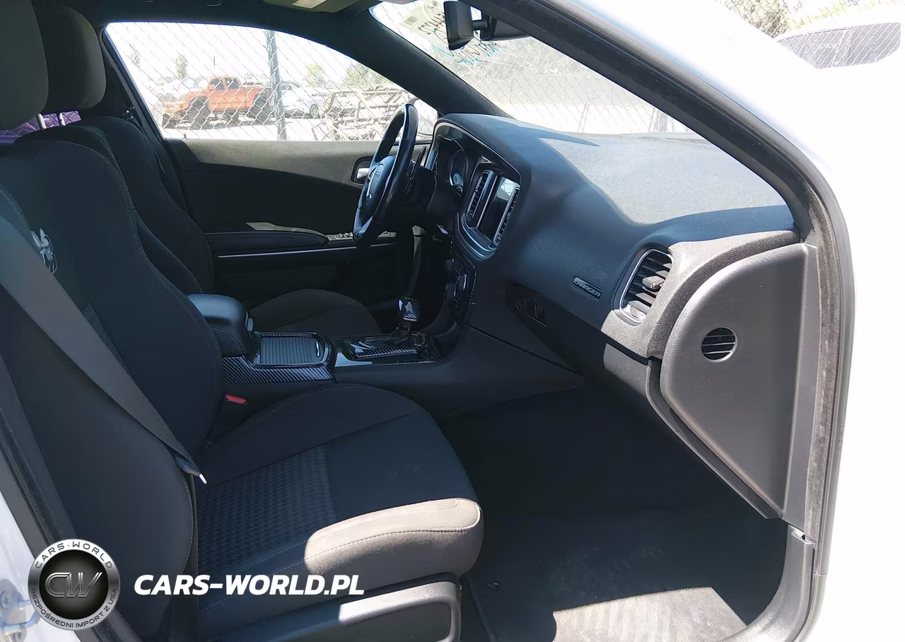 2019 Dodge Charger Scat Pack Rwd VIN:2C3CDXGJ8KH710520 - 5