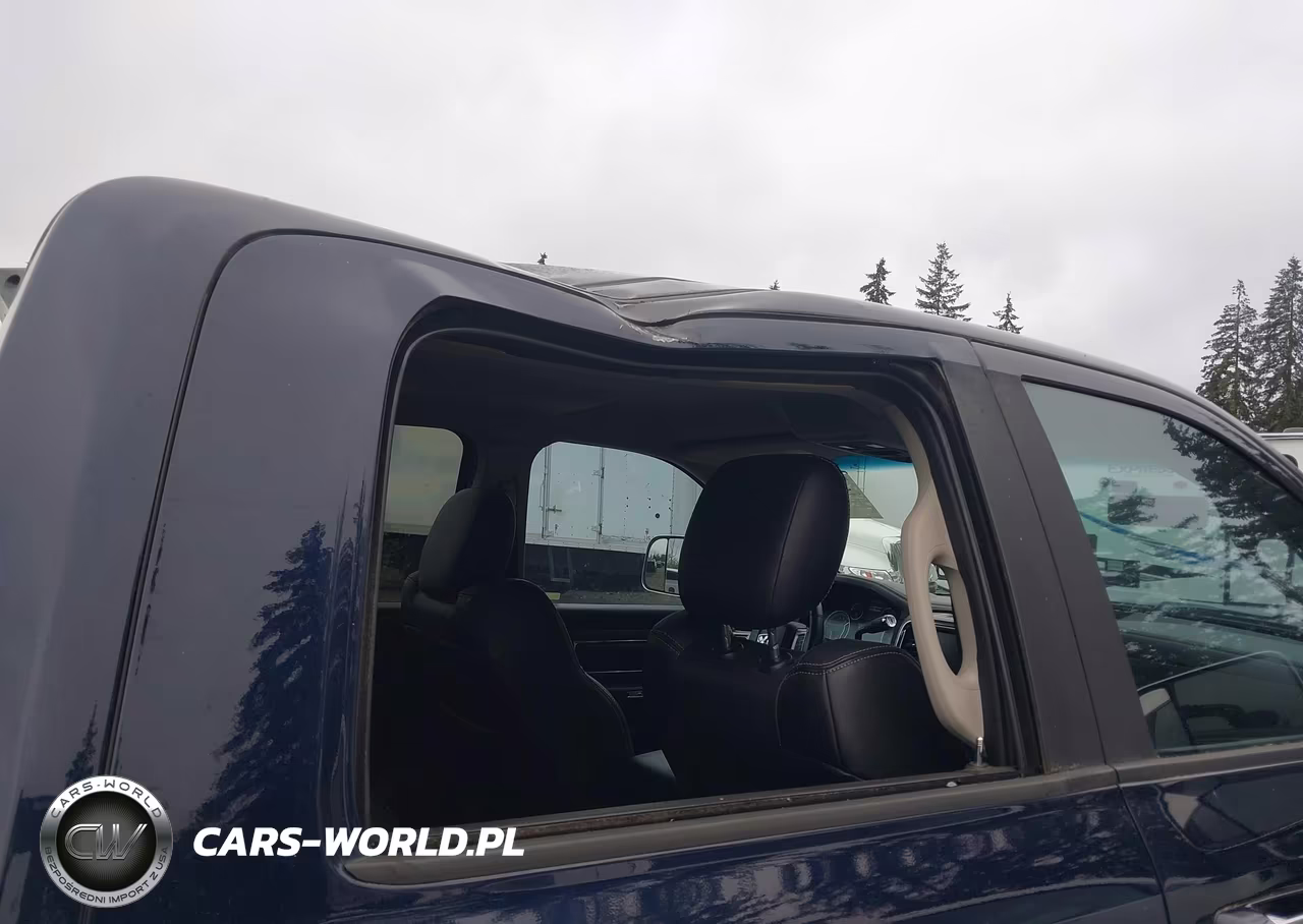 2015 Ram 3500 Laramie VIN:3C63R3JL8FG561894 - 11