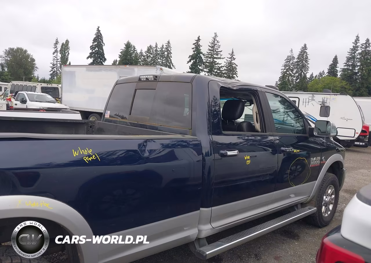 2015 Ram 3500 Laramie VIN:3C63R3JL8FG561894 - 16