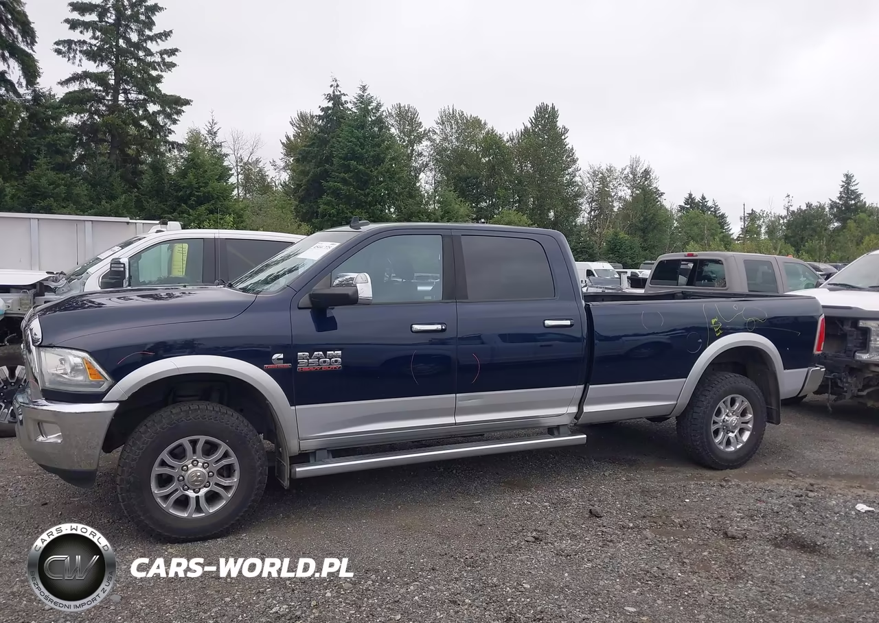 2015 Ram 3500 Laramie VIN:3C63R3JL8FG561894 - 17