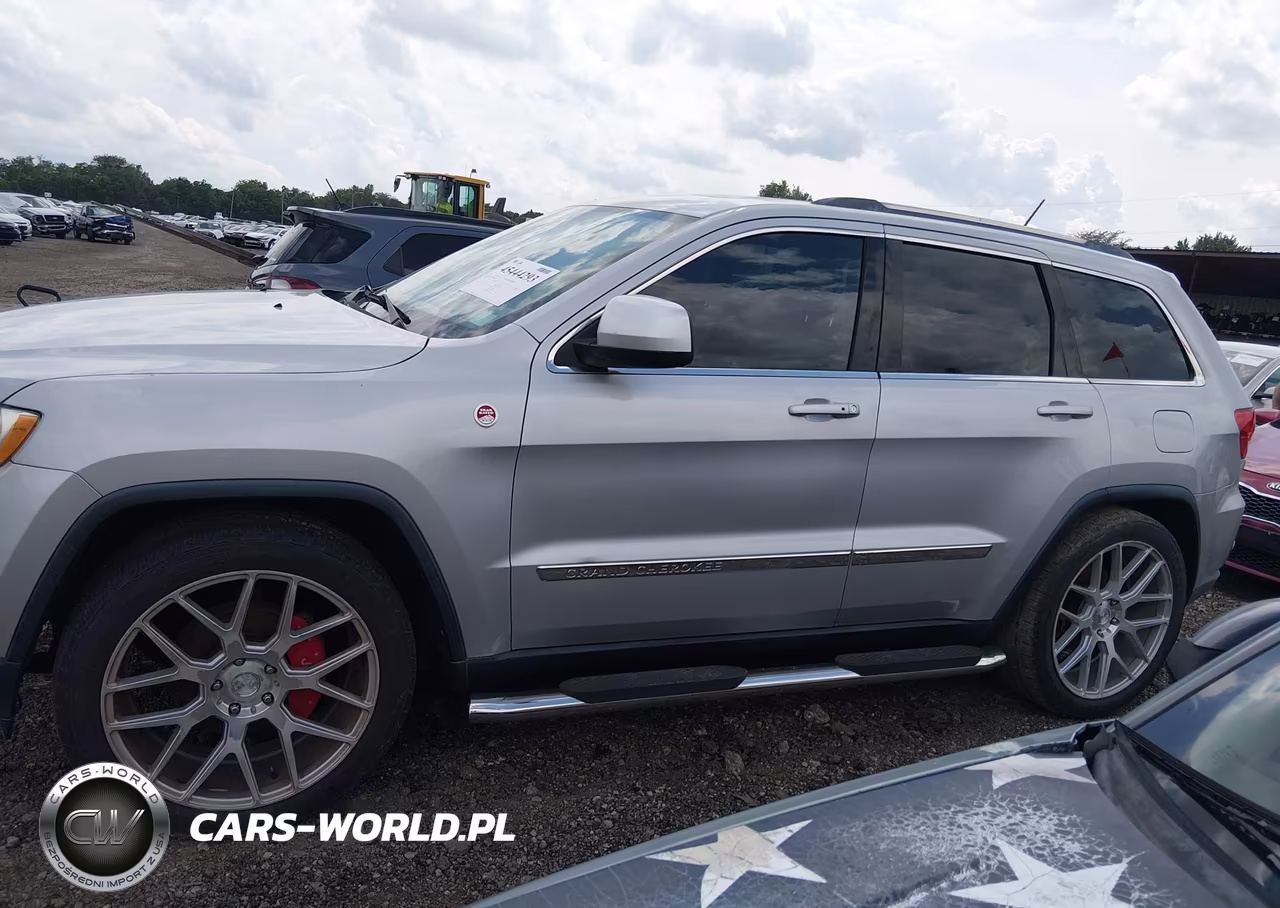 2013 Jeep Grand Cherokee Laredo VIN:1C4RJFAG9DC544827 - 14