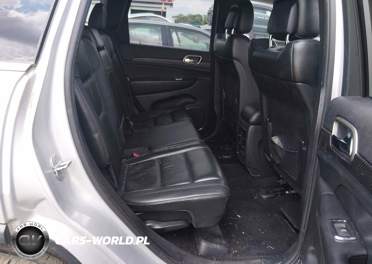2013 Jeep Grand Cherokee Laredo VIN:1C4RJFAG9DC544827 - 8