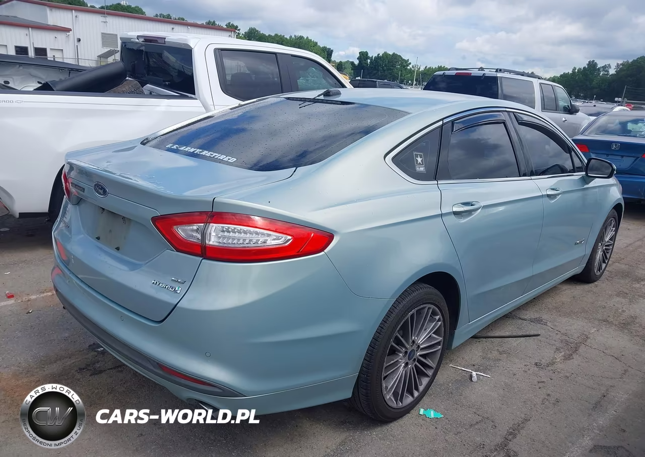 2013 Ford Fusion Hybrid Se VIN:3FA6P0LU2DR375355 - 4