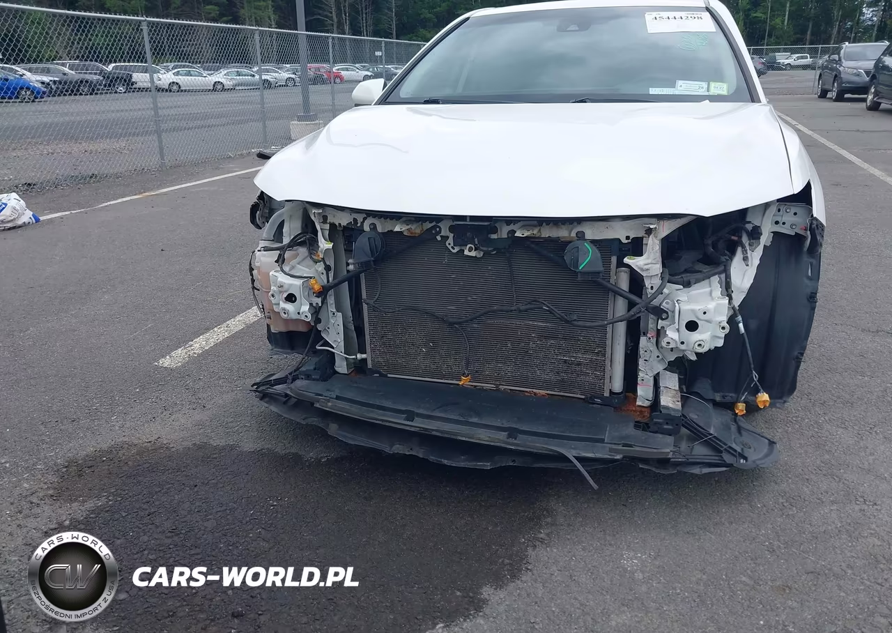 2020 Toyota Camry Le VIN:4T1C11AKXLU929914 - 6