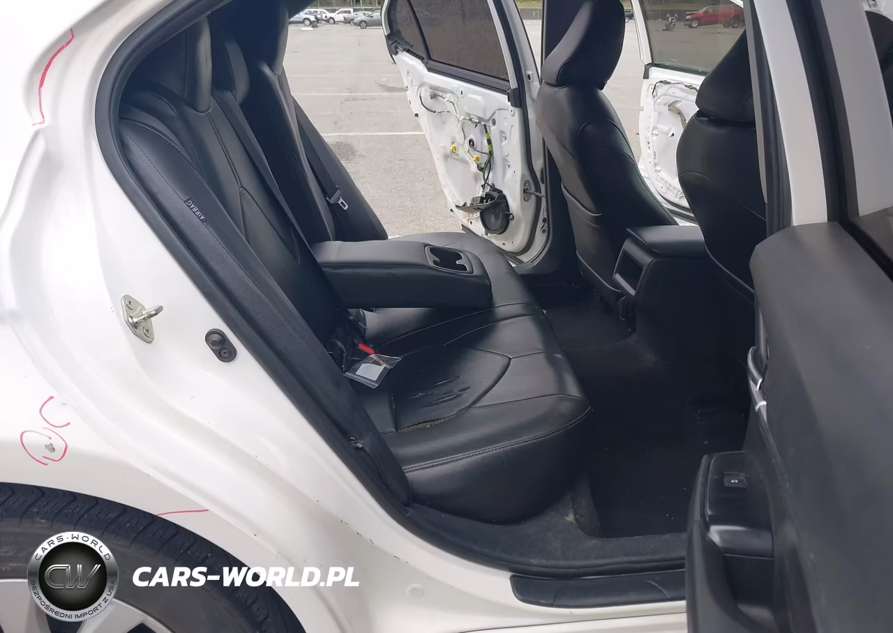 2020 Toyota Camry Le VIN:4T1C11AKXLU929914 - 8