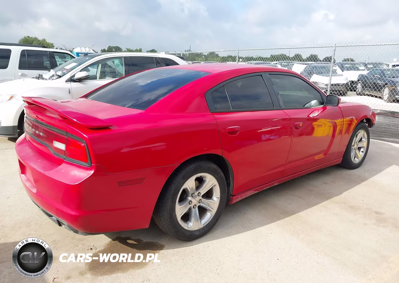 2013 Dodge Charger Se VIN:2C3CDXBG4DH512631 - 4