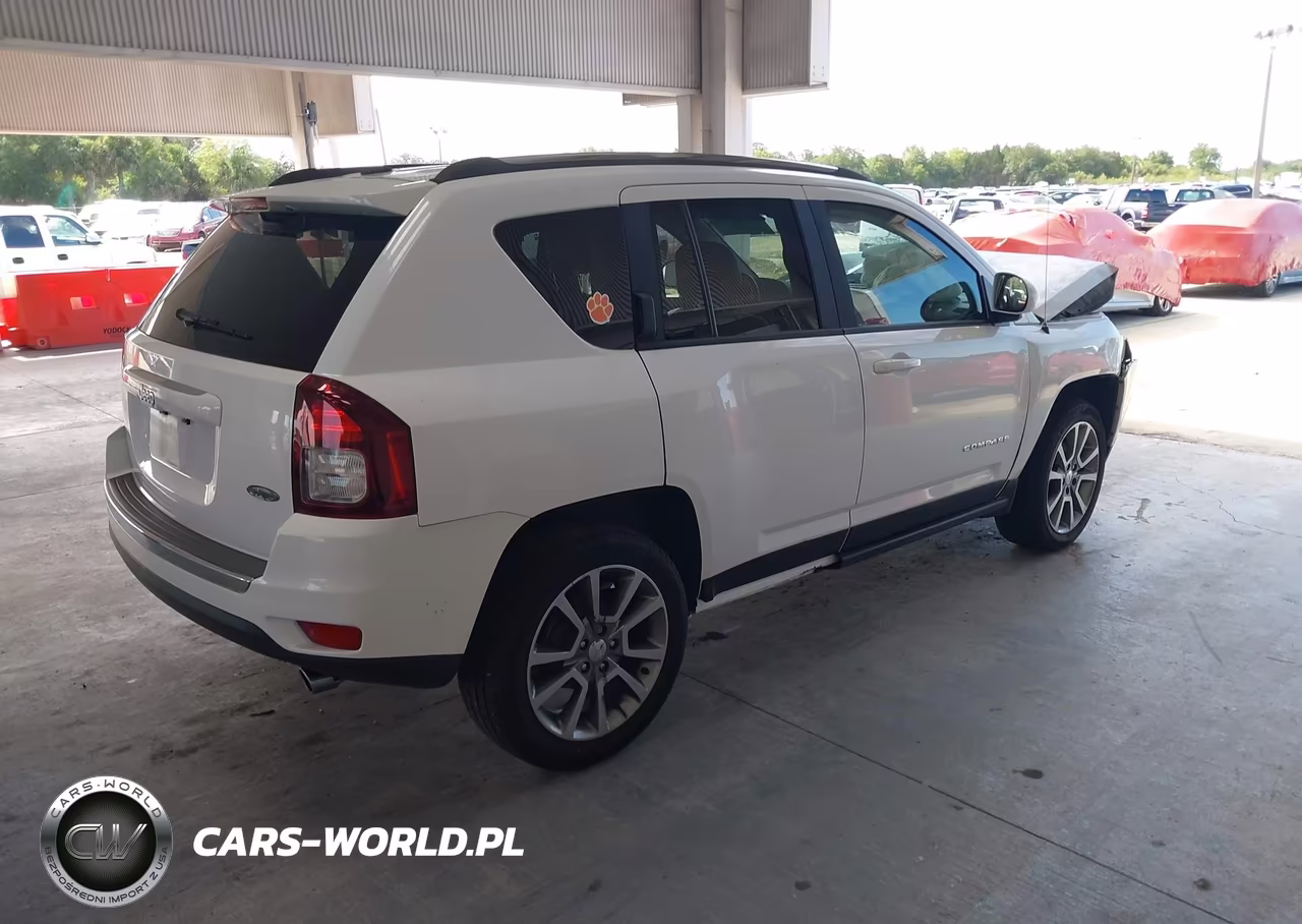 2016 Jeep Compass High Altitude Edition VIN:1C4NJCEAXGD676500 - 4