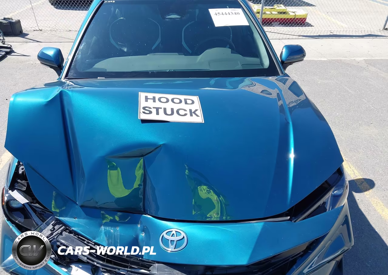 2026 Toyota Camry Se VIN:4T1DAACK0TU692500 - 10