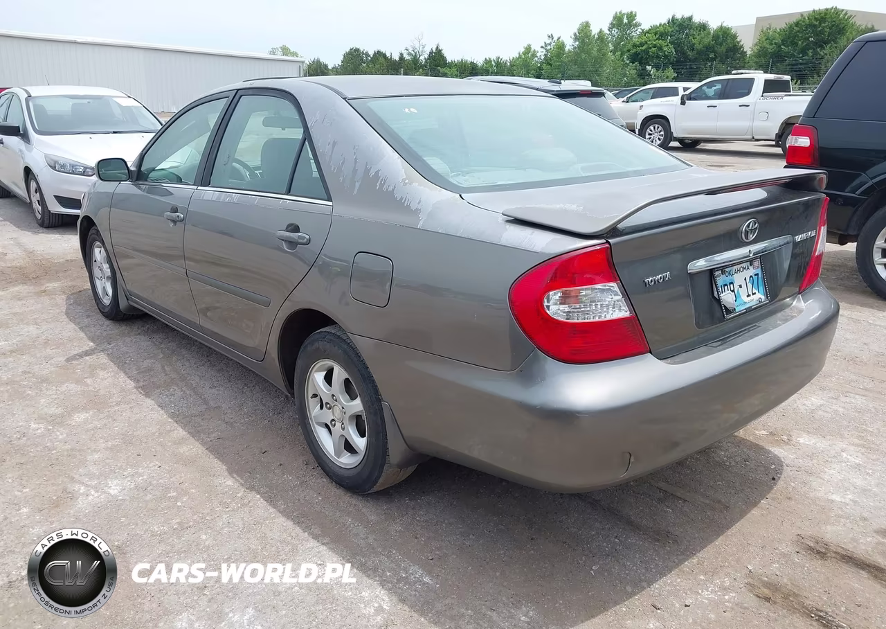 2002 Toyota Camry Le VIN:4T1BE32K12U609454 - 3