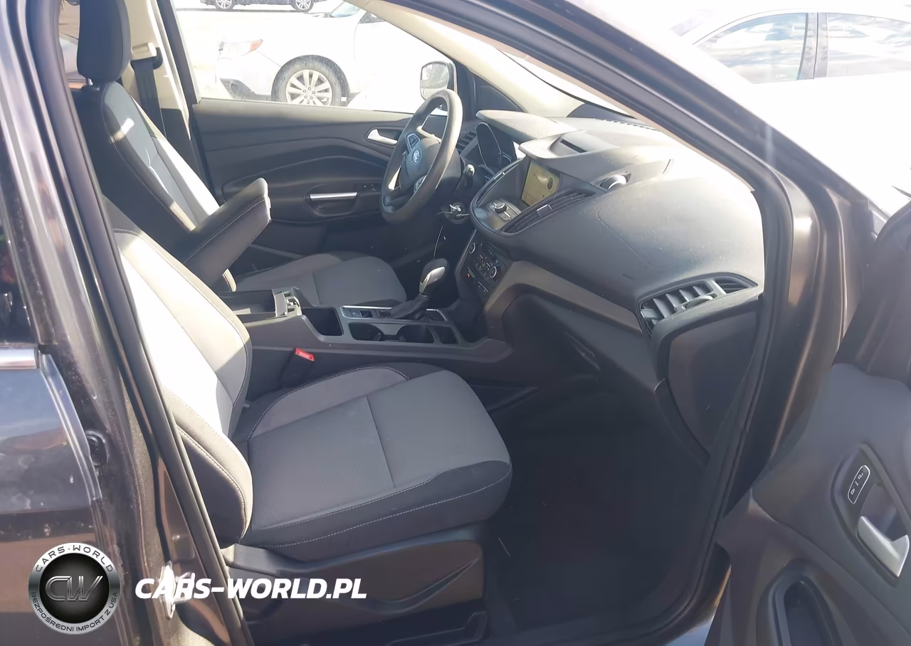 2018 Ford Escape Se VIN:1FMCU9GDXJUB81080 - 5