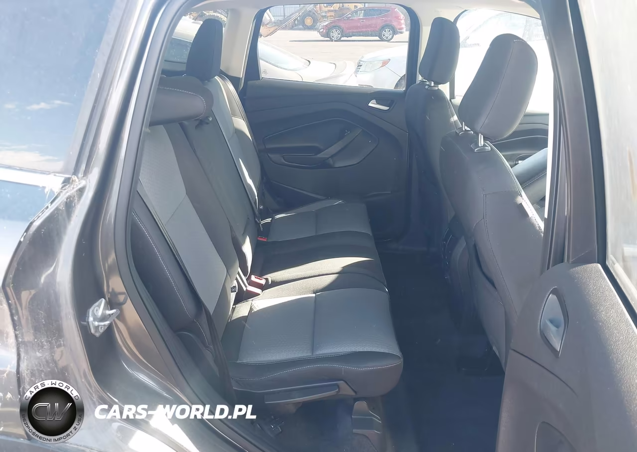 2018 Ford Escape Se VIN:1FMCU9GDXJUB81080 - 8