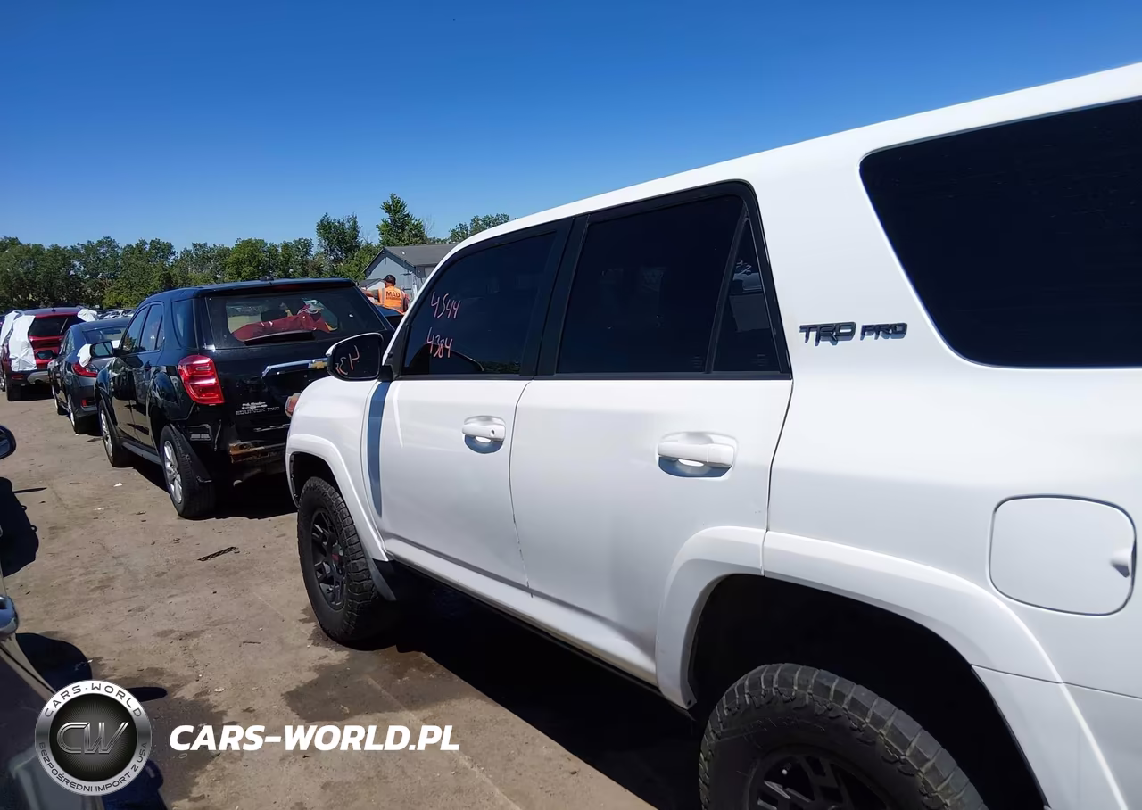 2017 Toyota 4Runner Trd Pro VIN:JTEBU5JR1H5422179 - 14