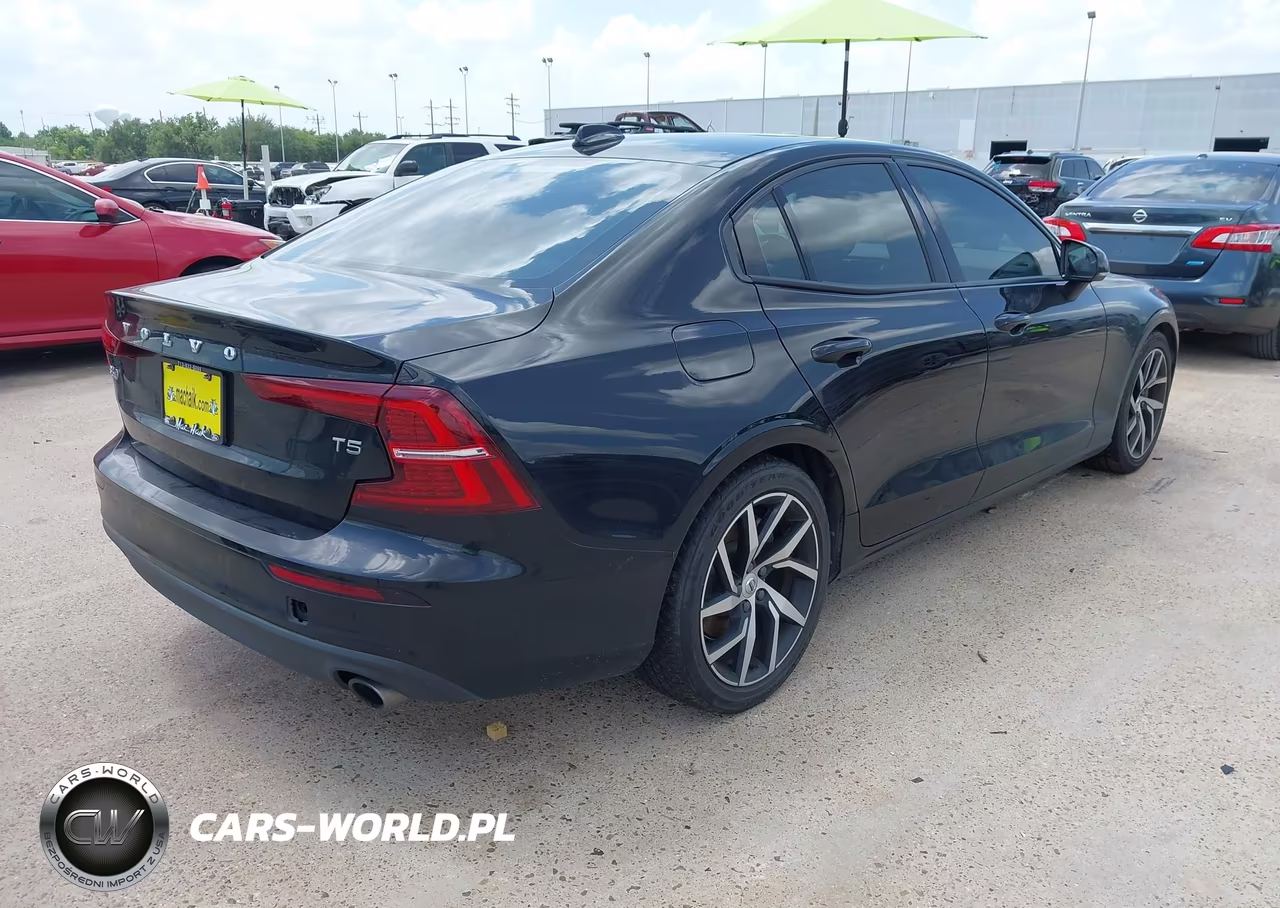 2020 Volvo S60 T5 Momentum VIN:7JR102FK2LG038528 - 4