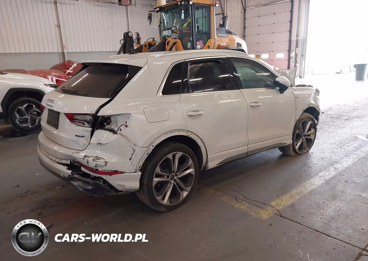 2021 Audi Q3 Premium Plus 45 Tfsi S Line Quattro Tiptronic VIN:WA1EECF38M1113814 - 4