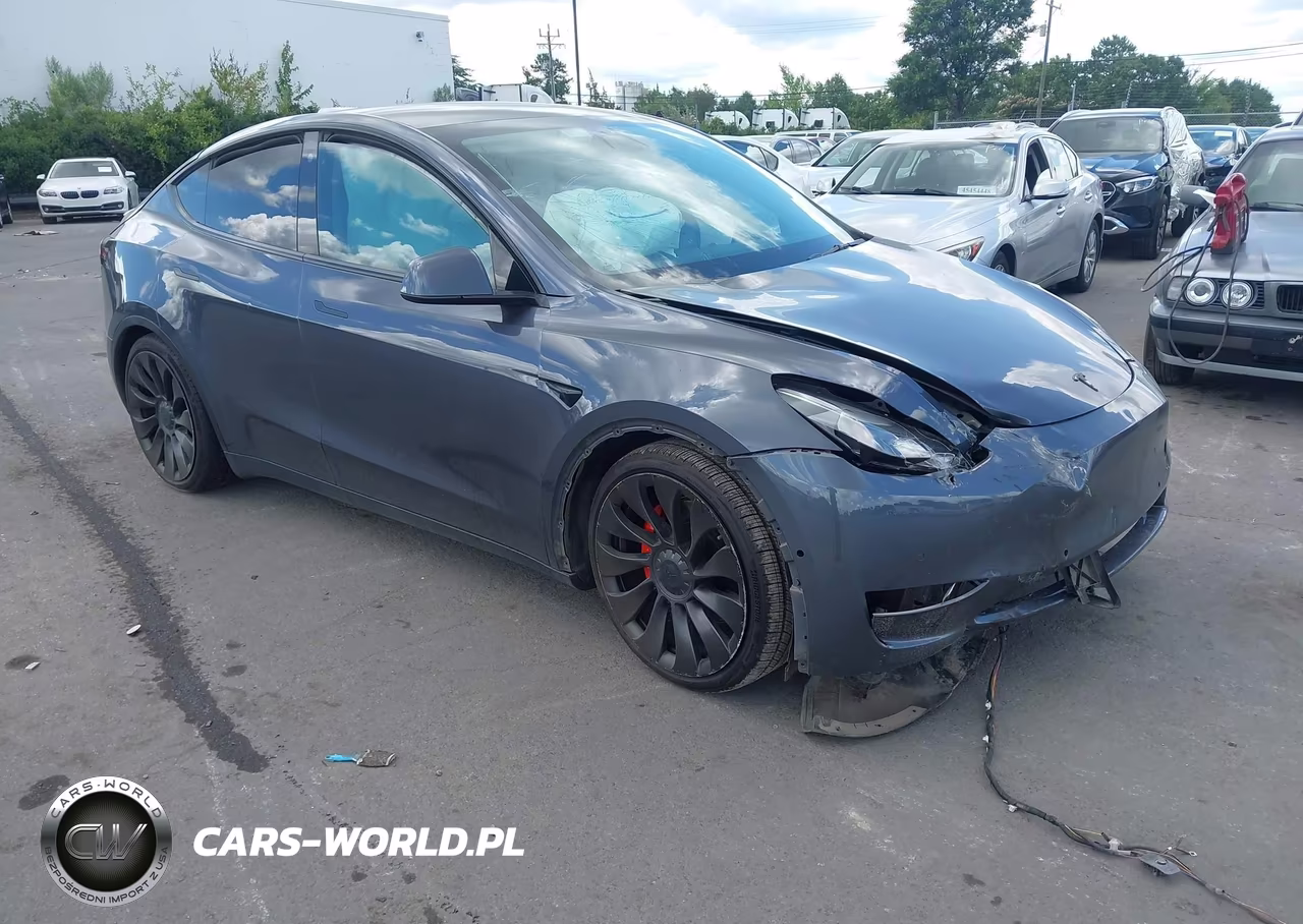 2022 Tesla Model Y Performance Dual Motor All-Wheel Drive – zdjęcie 1 z 19
