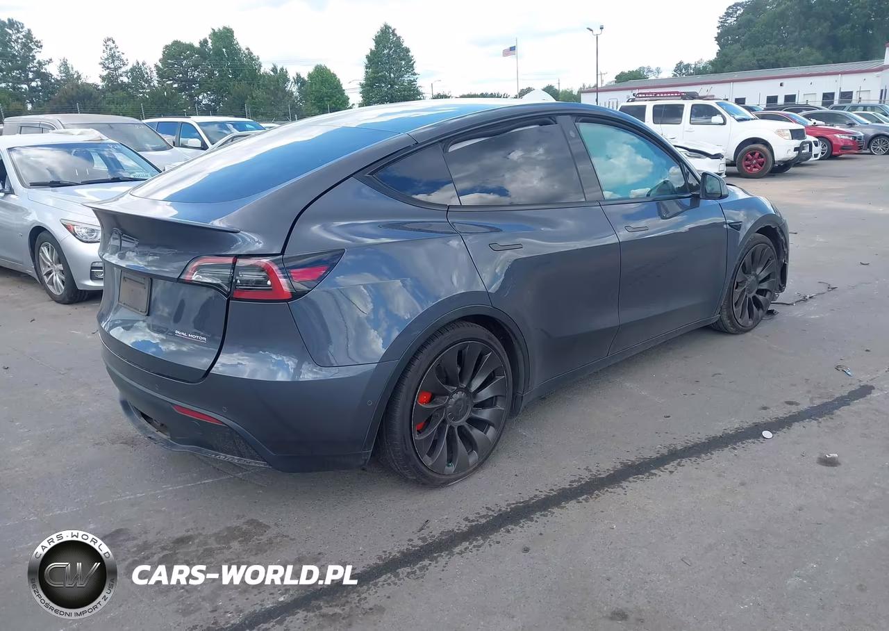 2022 Tesla Model Y Performance Dual Motor All-Wheel Drive VIN:7SAYGDEF6NF448032 - 4