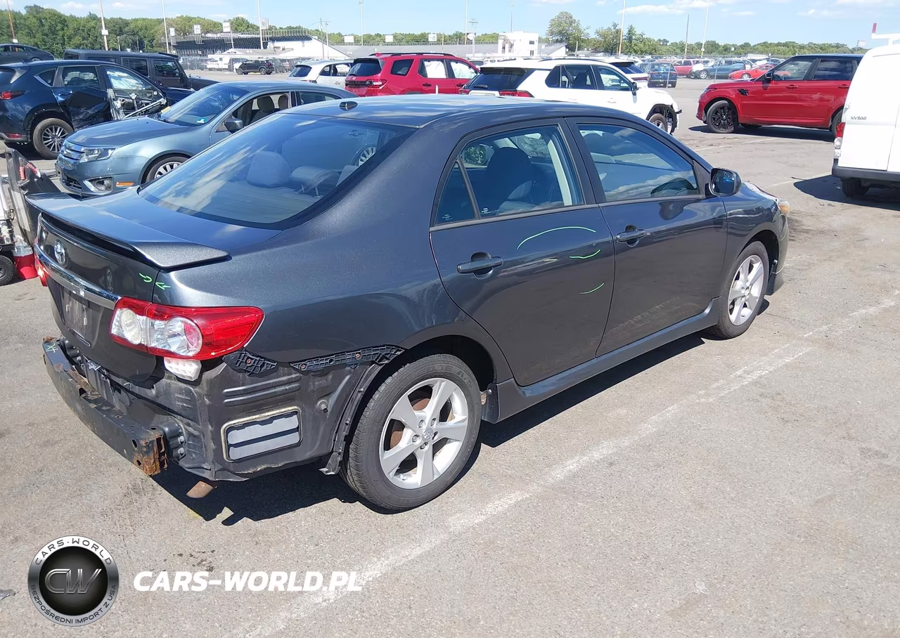 2012 Toyota Corolla S VIN:2T1BU4EE5CC903716 - 4
