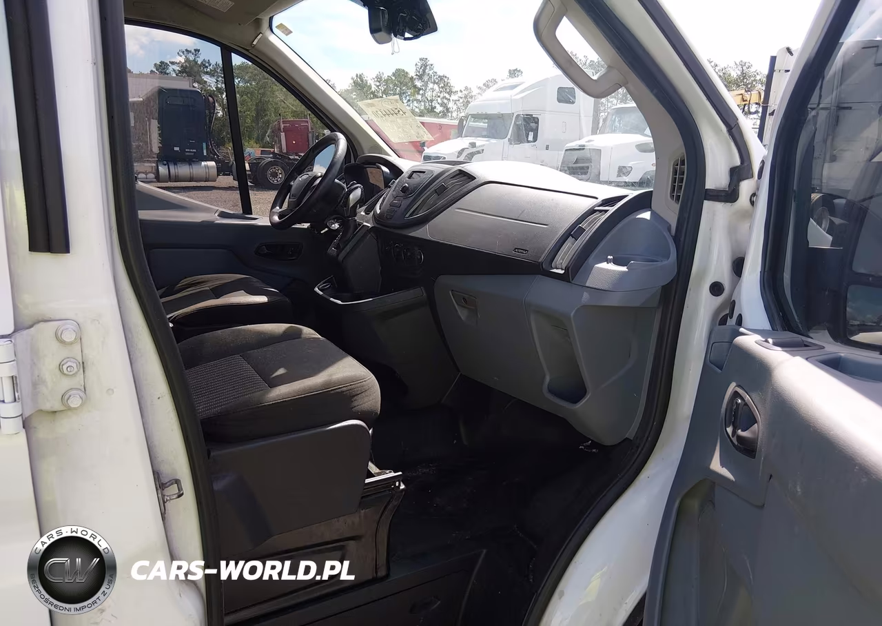 2018 Ford Transit-250 VIN:1FTYR1ZM5JKA98386 - 5