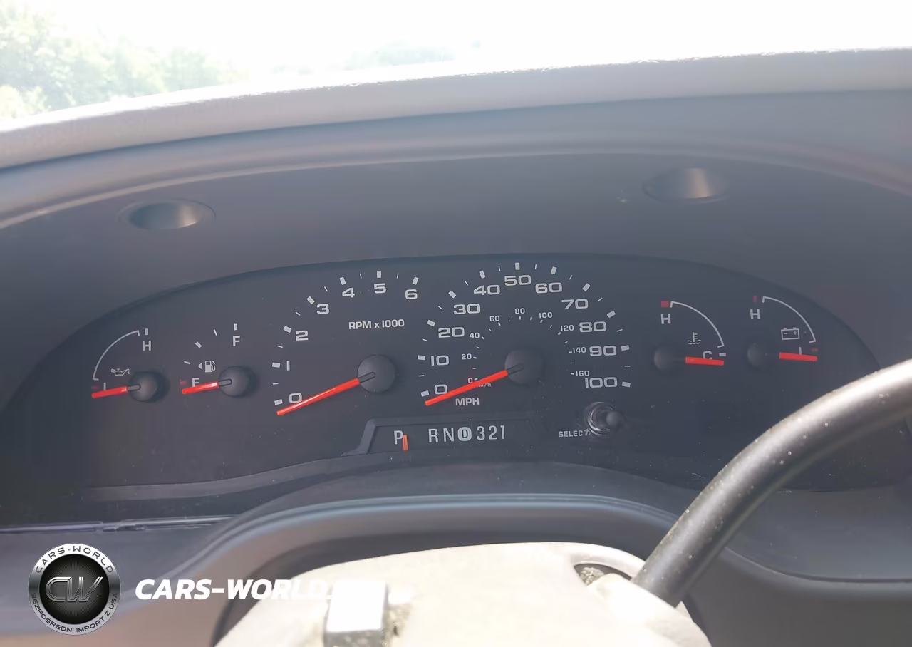 2005 Ford E-450 Cutaway Standard VIN:1FDXE45SX5HB12603 - 5