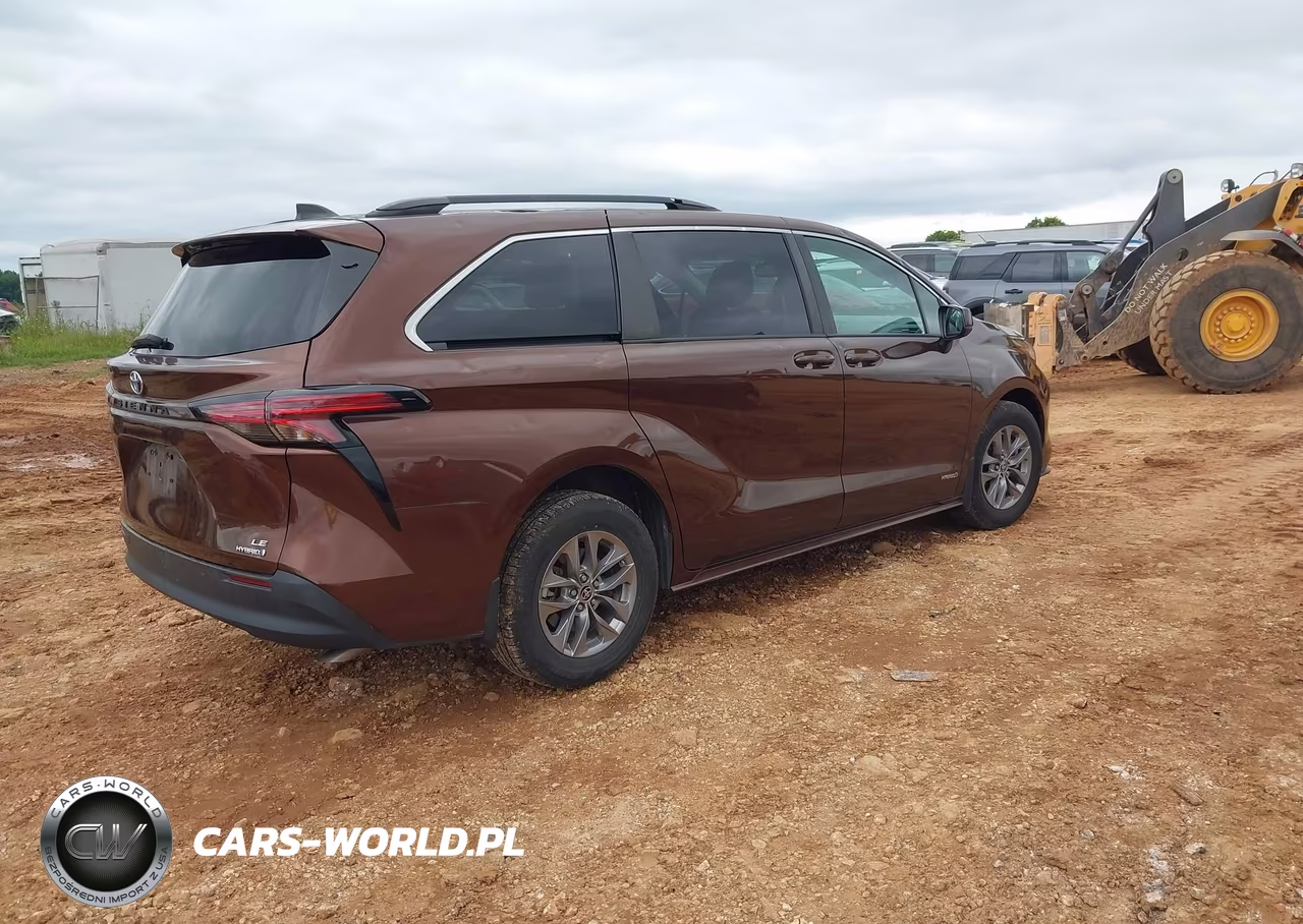 2021 Toyota Sienna Le VIN:5TDBSKFC7MS010205 - 4