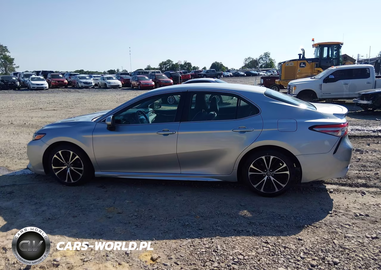 2018 Toyota Camry Se VIN:4T1B11HK2JU098178 - 14