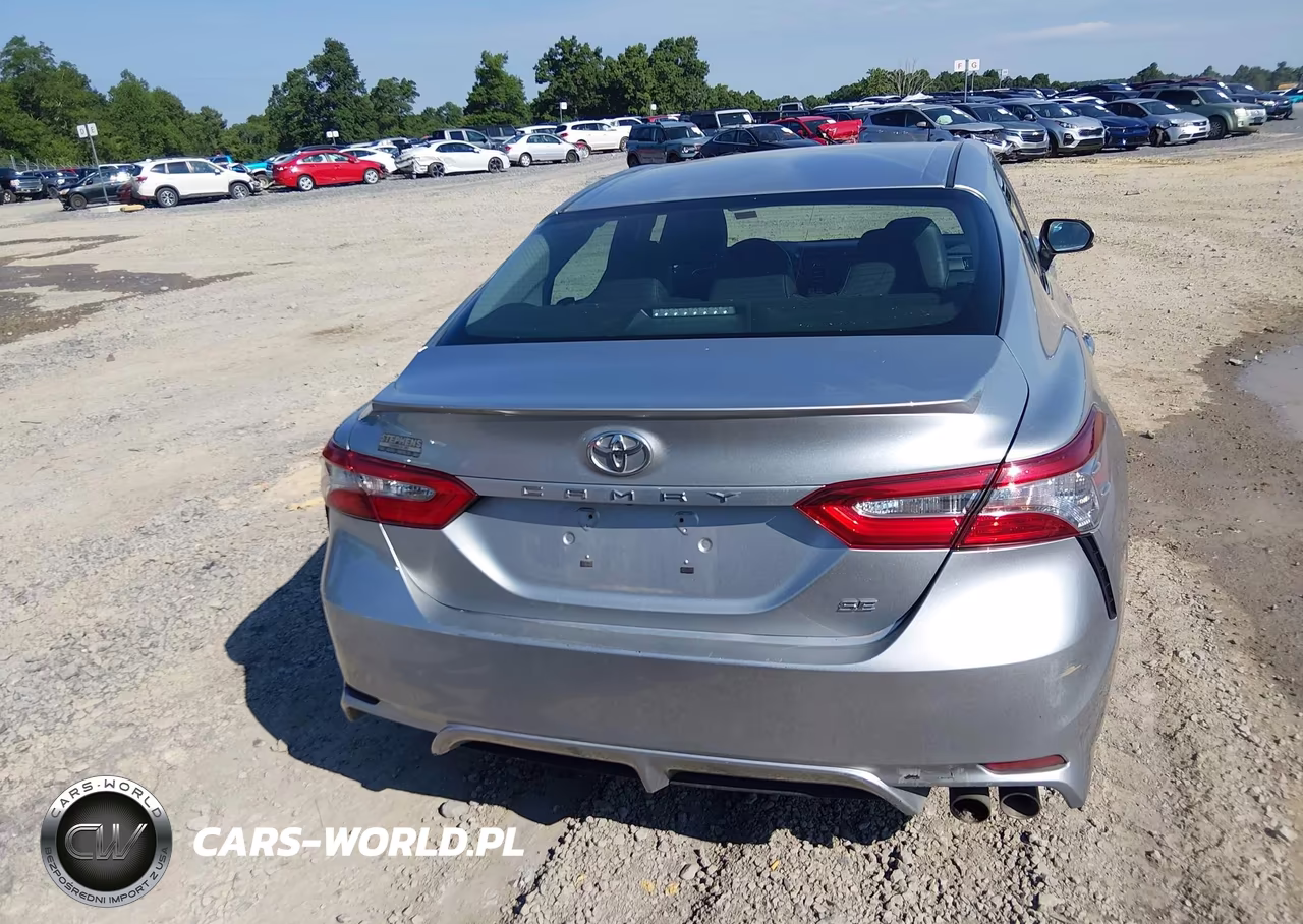 2018 Toyota Camry Se VIN:4T1B11HK2JU098178 - 16