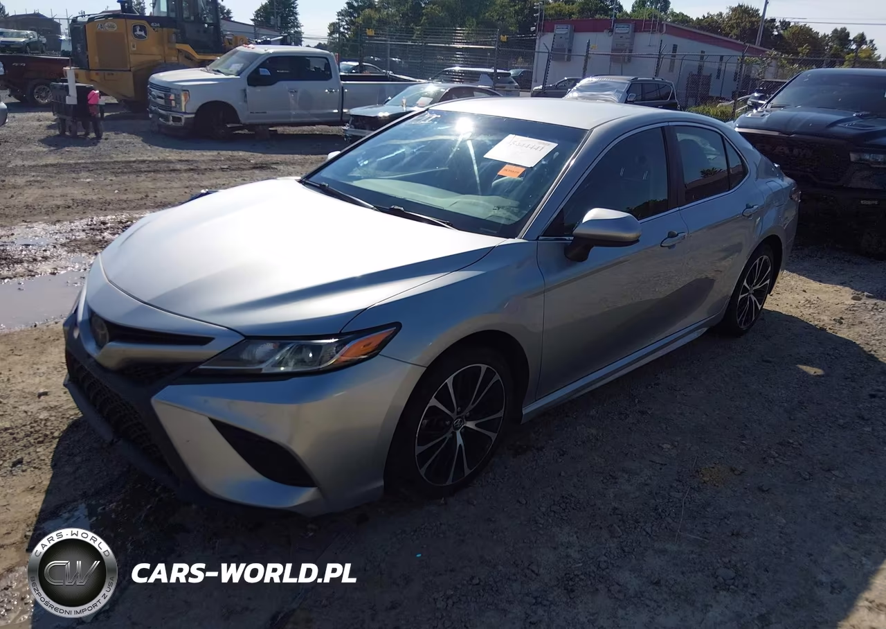 2018 Toyota Camry Se VIN:4T1B11HK2JU098178 - 2