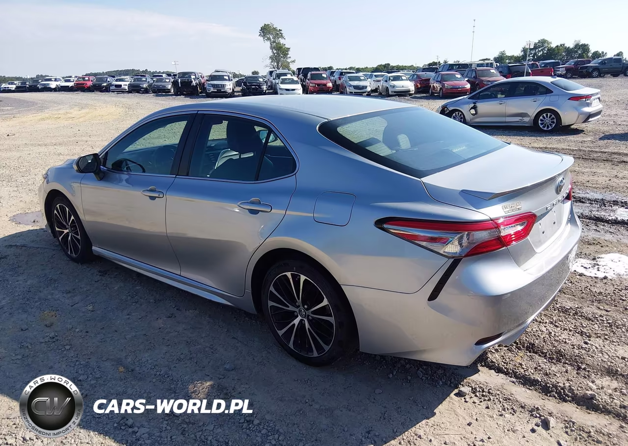 2018 Toyota Camry Se VIN:4T1B11HK2JU098178 - 3