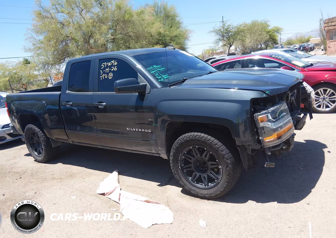 2018 Chevrolet Silverado 1500 Lt VIN:2GCRCREC8J1100651 - 12