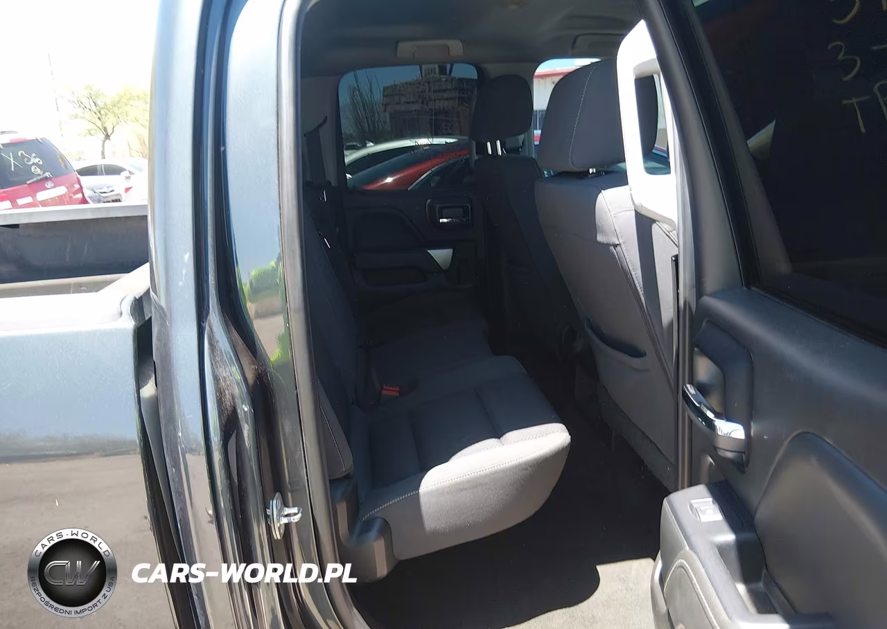 2018 Chevrolet Silverado 1500 Lt VIN:2GCRCREC8J1100651 - 8