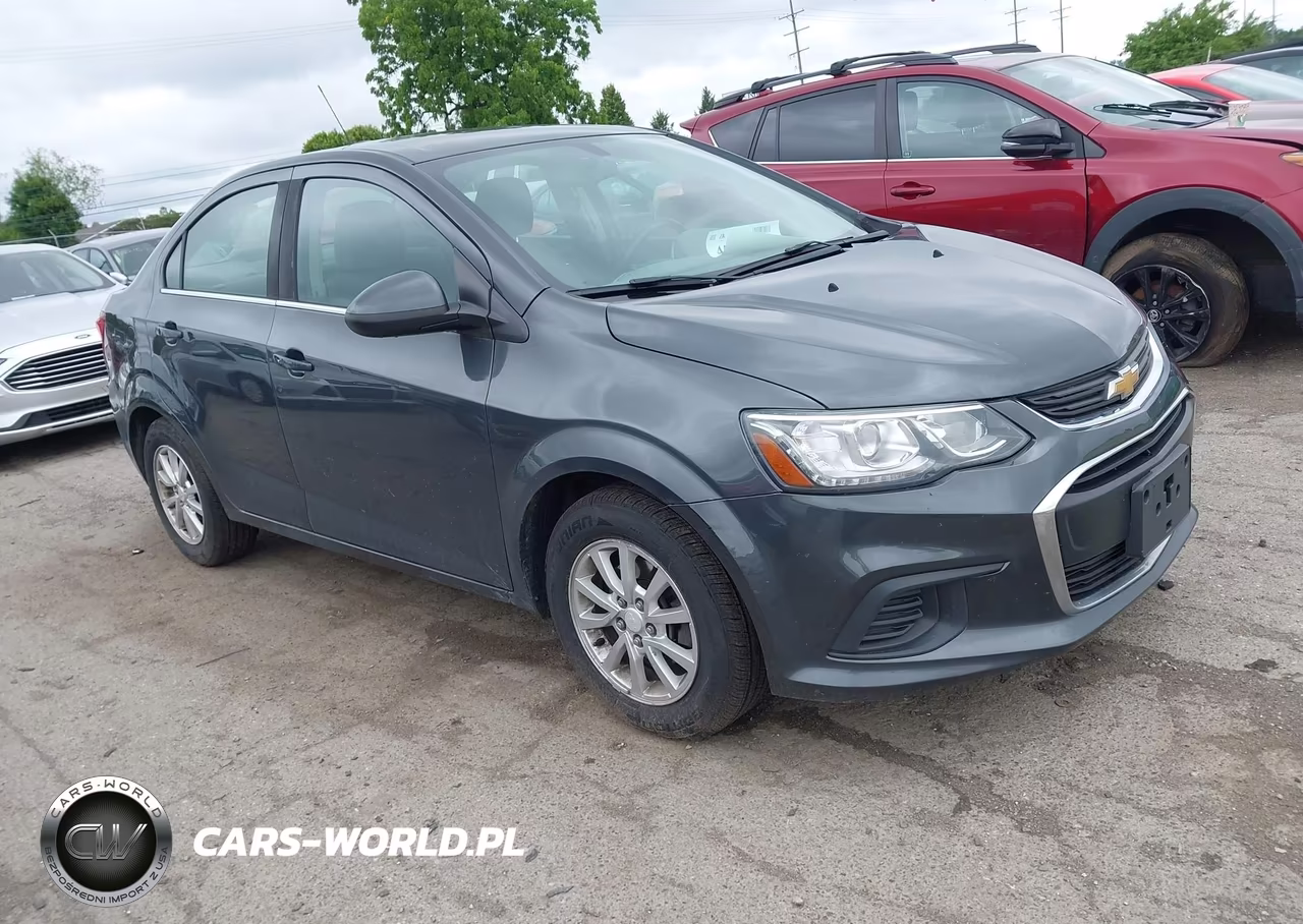 2019 Chevrolet Sonic Lt Auto – zdjęcie 1 z 16