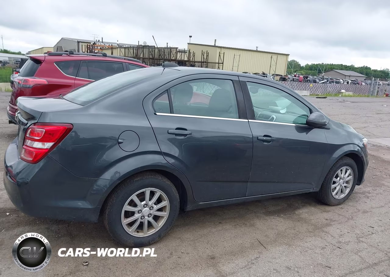 2019 Chevrolet Sonic Lt Auto VIN:1G1JD5SB2K4101629 - 13
