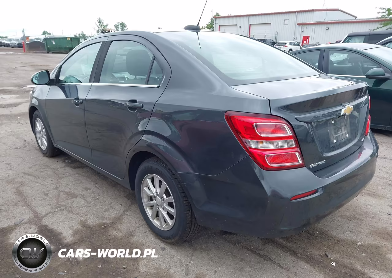 2019 Chevrolet Sonic Lt Auto VIN:1G1JD5SB2K4101629 - 3