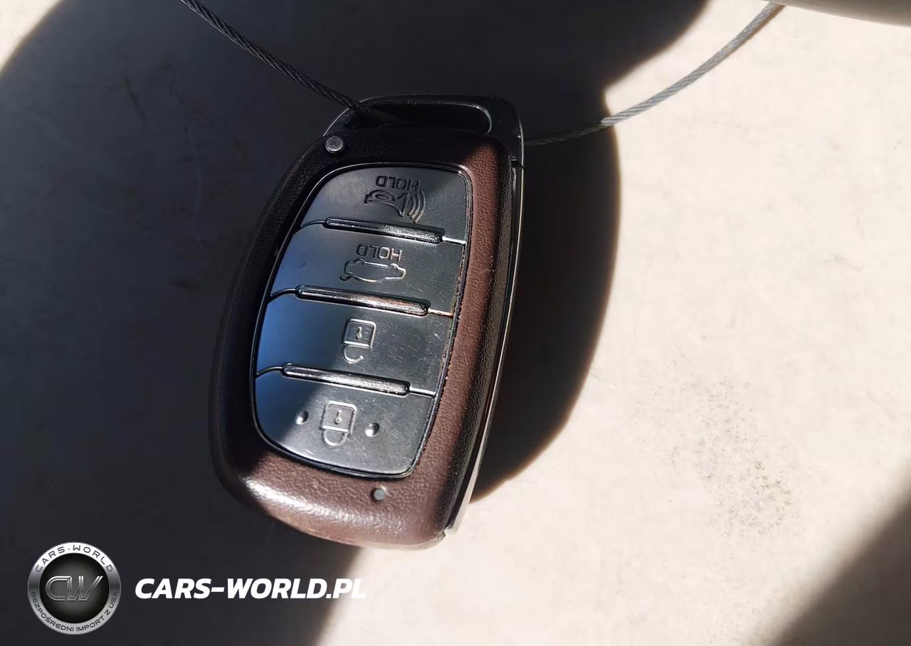 2018 Hyundai Sonata Sport VIN:5NPE34AF6JH659244 - 11